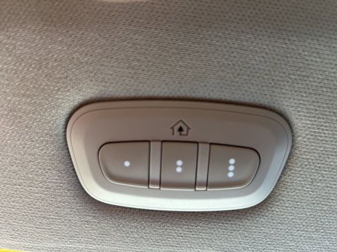 Used 2024 RAM 2500 Laramie AWD/4WD image 58