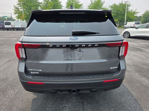 New 2026 Ford Explorer Active AWD/4WD image 4