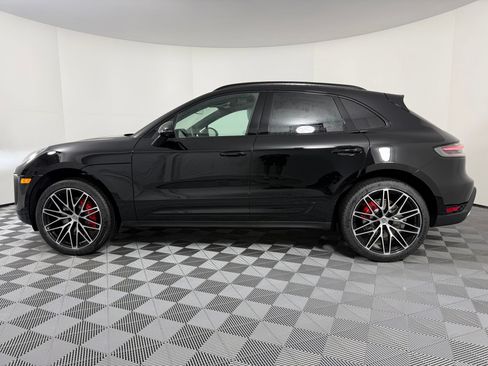 Used 2026 Porsche Macan S AWD/4WD image 2