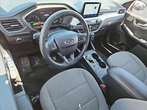 Used 2021 Ford Escape SE FWD image 10