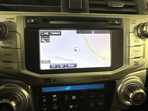 Used 2016 Toyota 4Runner Limited image 21