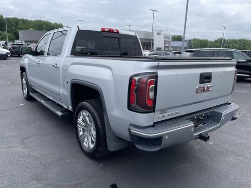 Used 2018 GMC Sierra 1500 SLT AWD/4WD image 3