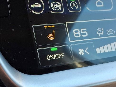 Used 2024 Subaru Outback Premium image 25