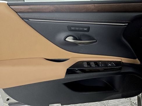 New 2025 Lexus ES 350 350 image 12
