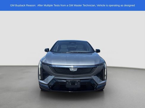 Used 2026 Cadillac Optiq Sport 2 AWD/4WD image 2