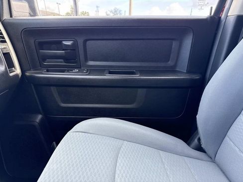 Used 2018 RAM 1500 Express image 29