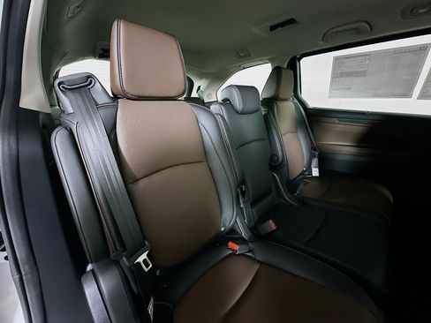 New 2026 Honda Odyssey Elite image 28