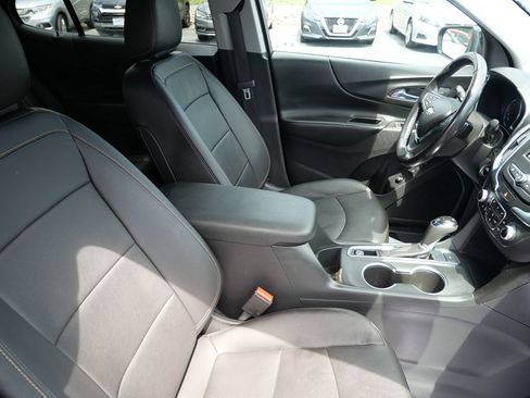 Used 2021 Chevrolet Equinox LT AWD/4WD image 18