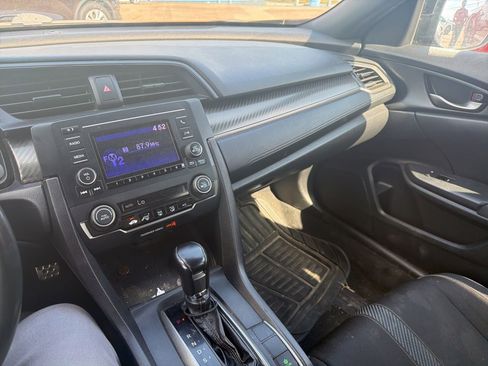 Used 2018 Honda Civic Sport image 3