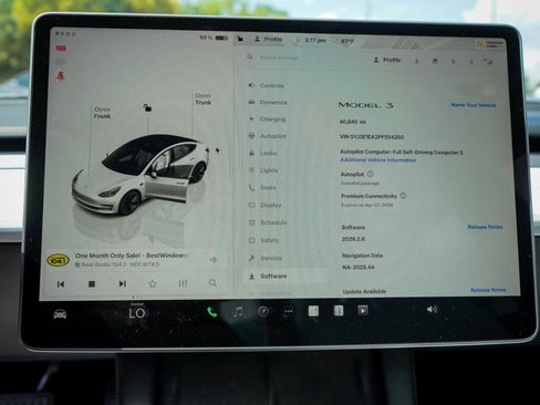 Used 2023 Tesla Model 3 Standard Range image 11