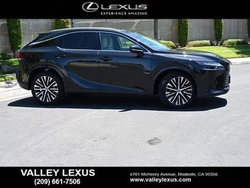 Used 2025 Lexus RX 350 AWD/4WD image 3