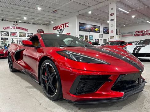 Used 2022 Chevrolet Corvette Stingray Preferred Cpe w/ Z51 Performance Package RWD image 5