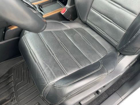 Used 2020 Honda CR-V Touring image 23