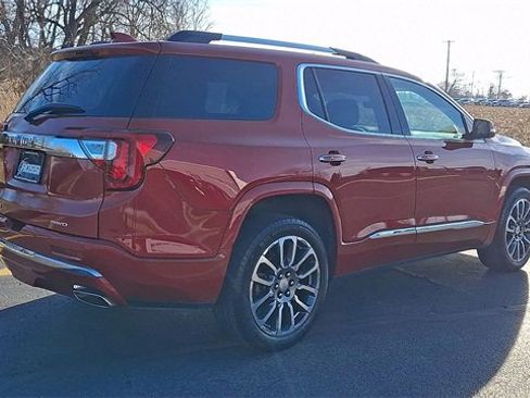 Used 2021 GMC Acadia Denali w/ Denali Ultimate Package image 8