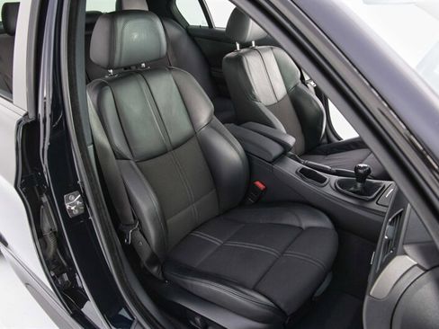 Used 2009 BMW M3 Sedan RWD image 28