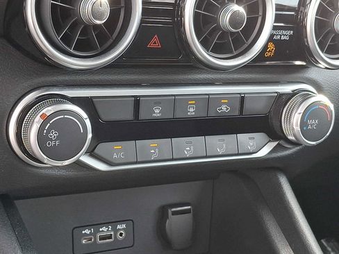 Used 2023 Nissan Sentra SV image 13