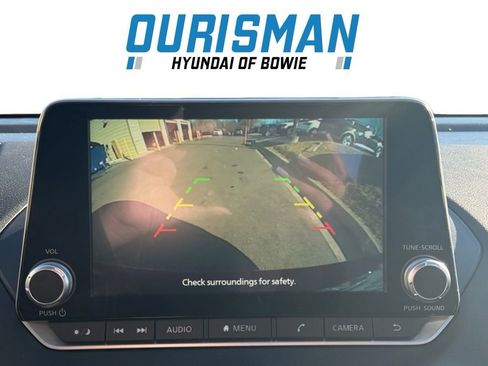 Used 2024 Nissan Sentra SV w/ All-Weather Package image 18