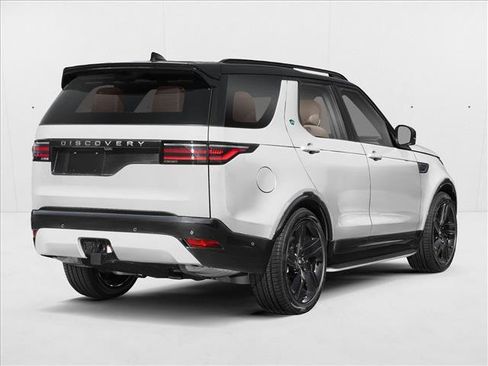 New 2026 Land Rover Discovery Dynamic SE image 2