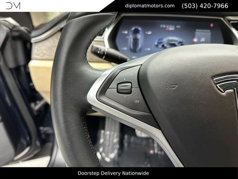 Used 2013 Tesla Model S Performance image 30