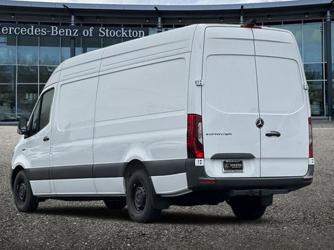 New 2024 Mercedes-Benz eSprinter 170 Cargo image 6