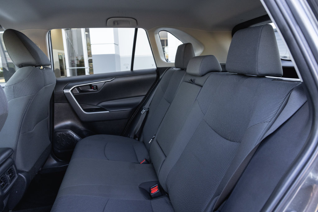 Certified 2023 Toyota RAV4 LE FWD image 24