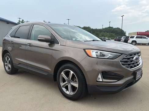 Used 2019 Ford Edge SEL w/ Equipment Group 201A AWD/4WD image 28