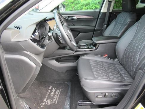Used 2021 Buick Envision Avenir w/ Technology Package II AWD/4WD image 18