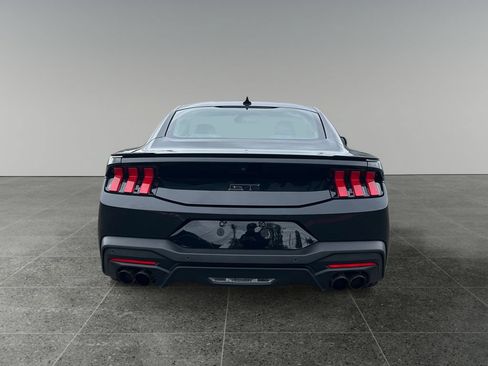 Used 2025 Ford Mustang GT Premium RWD image 9