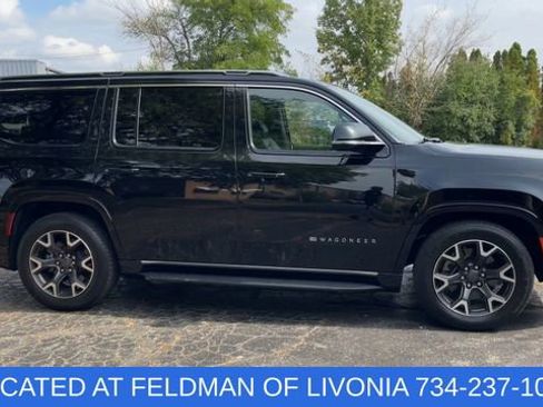 Used 2023 Jeep Wagoneer Series III w/ Preferred Equipment Group image 9