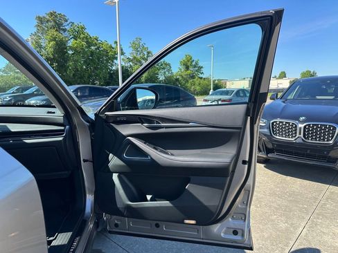 Used 2023 INFINITI QX60 Sensory w/ Cargo Package FWD image 29