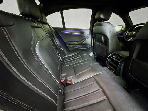 Used 2023 BMW 530e w/ M Sport Package image 26