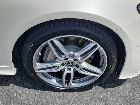 Used 2019 Mercedes-Benz E 450 4MATIC Cabriolet image 8