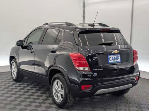Used 2021 Chevrolet Trax LT AWD/4WD image 4