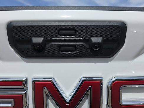 New 2026 GMC Sierra 2500 SLT w/ SLT Premium Package AWD/4WD image 13