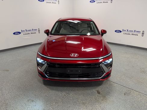 Used 2024 Hyundai Sonata SEL FWD image 2
