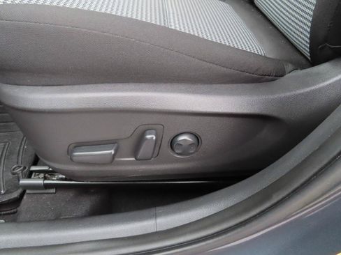 Used 2019 Hyundai Kona SEL w/ SEL Tech Package 02 FWD image 24