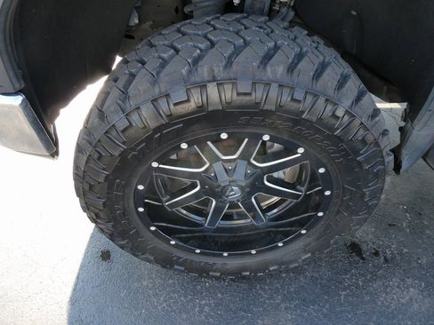 Used 2019 GMC Sierra 1500 SLT w/ SLT Premium Package image 13