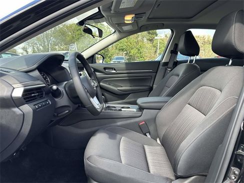 New 2025 Nissan Altima 2.5 SV w/ SV Premium Package image 16