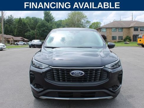 Used 2023 Ford Escape Active AWD/4WD image 3