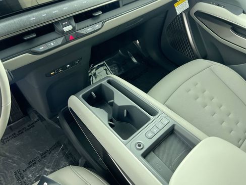 New 2026 Kia EV9 Wind image 25