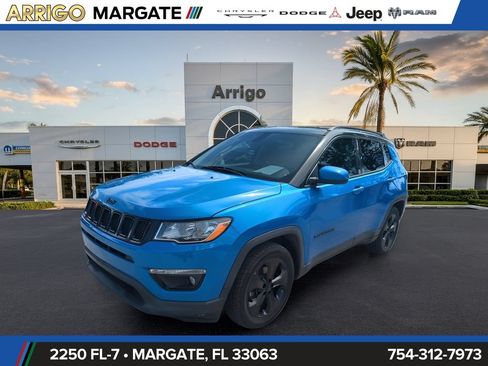 Used 2018 Jeep Compass Latitude w/ Popular Equipment Group FWD image 10