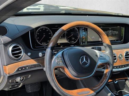 Used 2014 Mercedes-Benz S 550 Sedan image 14