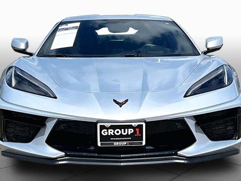 Used 2022 Chevrolet Corvette Stingray Preferred Cpe w/ Z51 Performance Package RWD image 4