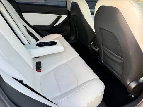 Used 2020 Tesla Model 3 Performance image 17
