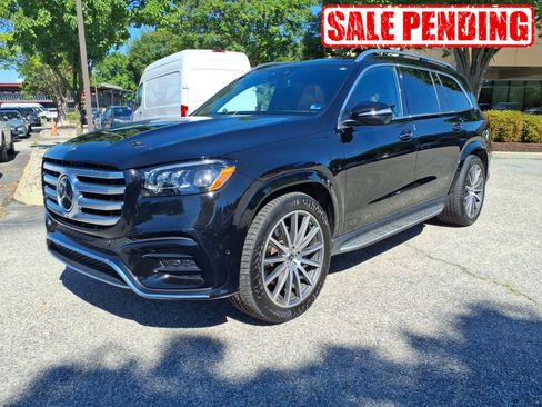 Used 2025 Mercedes-Benz GLS 580 4MATIC image 1