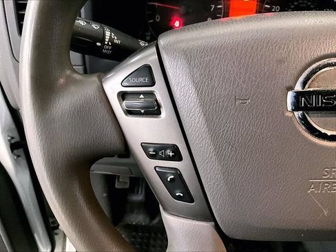Used 2019 Nissan NV 2500 SV RWD image 17