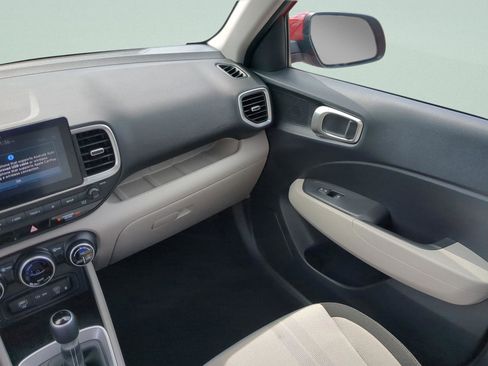 New 2026 Hyundai Venue SEL FWD image 16