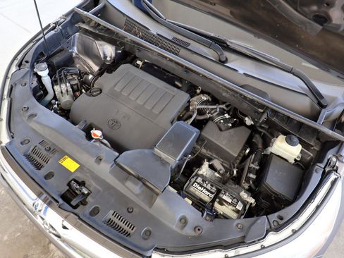 Used 2015 Toyota Highlander Limited image 36