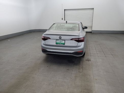 Used 2022 Volkswagen Jetta Sport FWD image 7