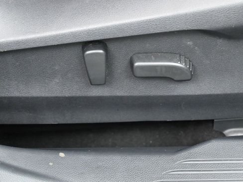 Used 2020 Subaru Outback Touring AWD/4WD image 37